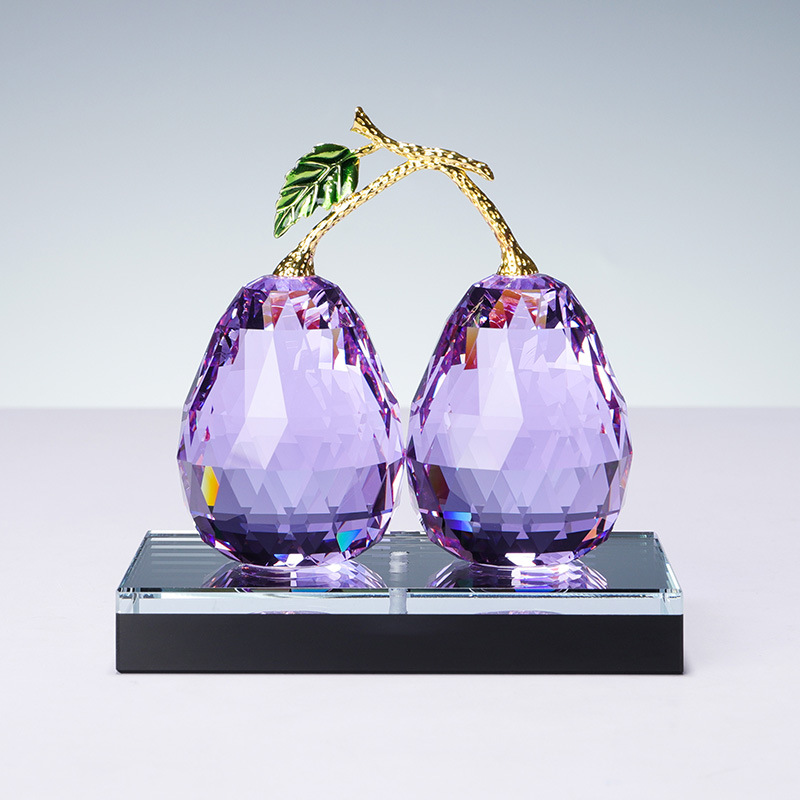 新款轻奢金梨水晶工艺品成对桌面客厅车载汽车香水梨水晶模型摆件