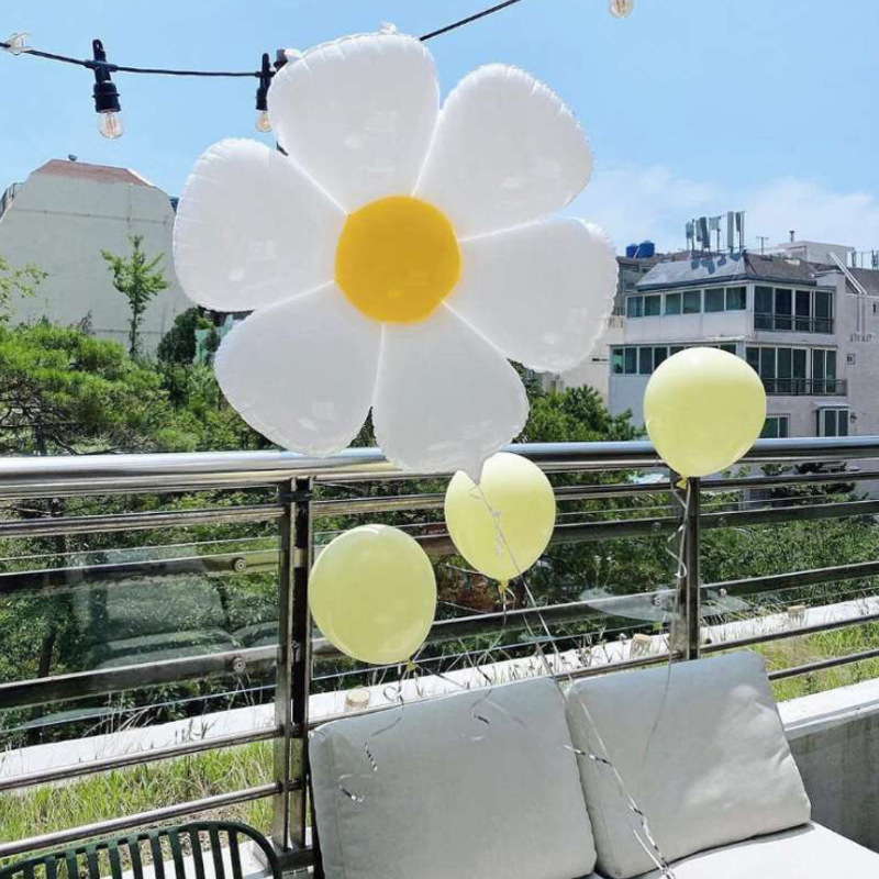 Ins Wind Cute Sunflower Small Daisies Modeling Aluminum Film Balloon Birthday Decoration Arrangement Fri Foil Balloon details Picture