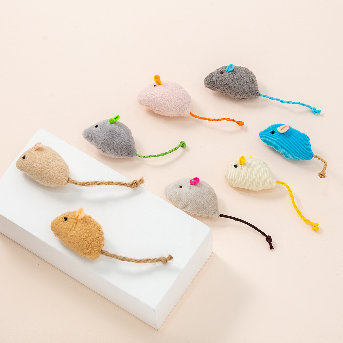 Pet Products Manufacturers Simulate Plush Mouse Doll Set Feather Mouse Scratching Teeth Grinding Cat Toy details Picture