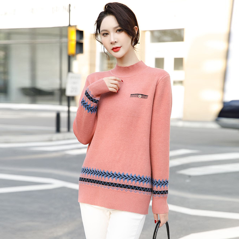 2021 Winter new semi-high neck round neck stylish mom's knitted sweater, thickened one-piece fleece sweater for middle-aged and elderly people details Picture