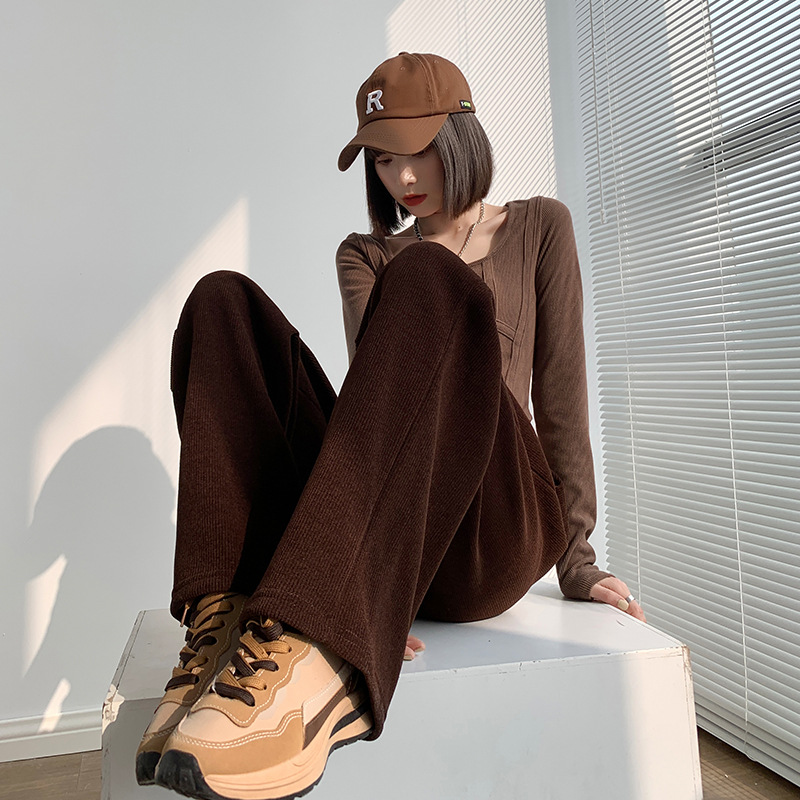 New autumn and winter European cotton fleece wide-leg pants for women: high-waisted, slimming, loose, drawstring, versatile, straight-leg, drape, pocket casual pants Application Scenario