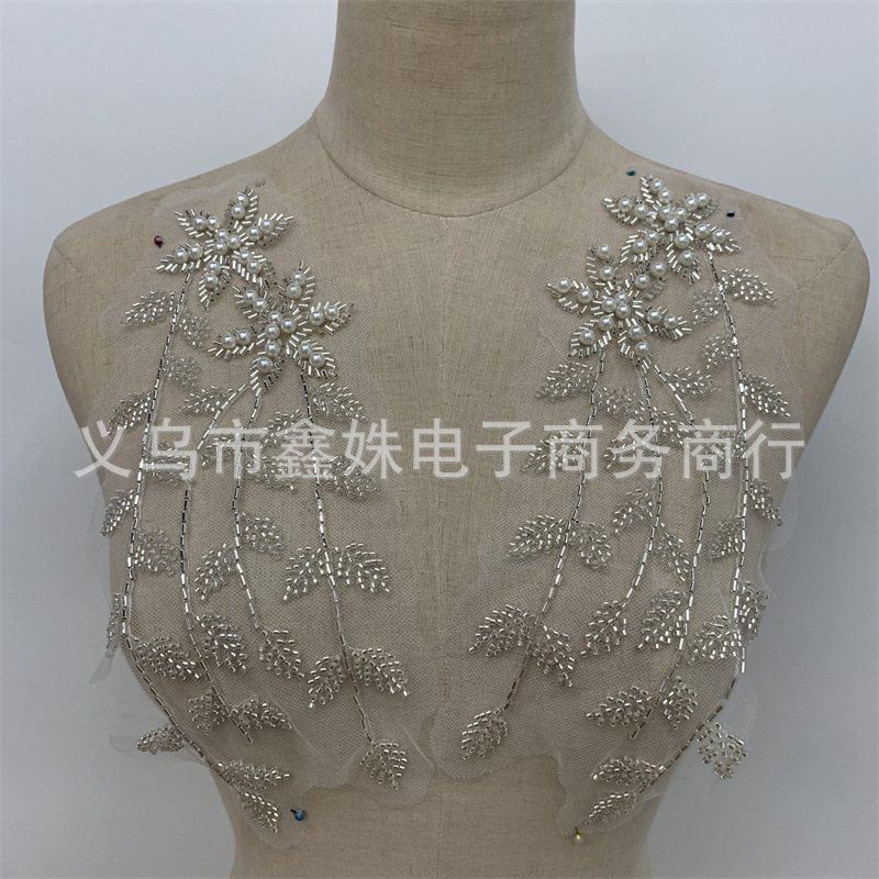 Silver tube bead floral collar clothing accessories, collar flower accessories and accessories Application Scenario