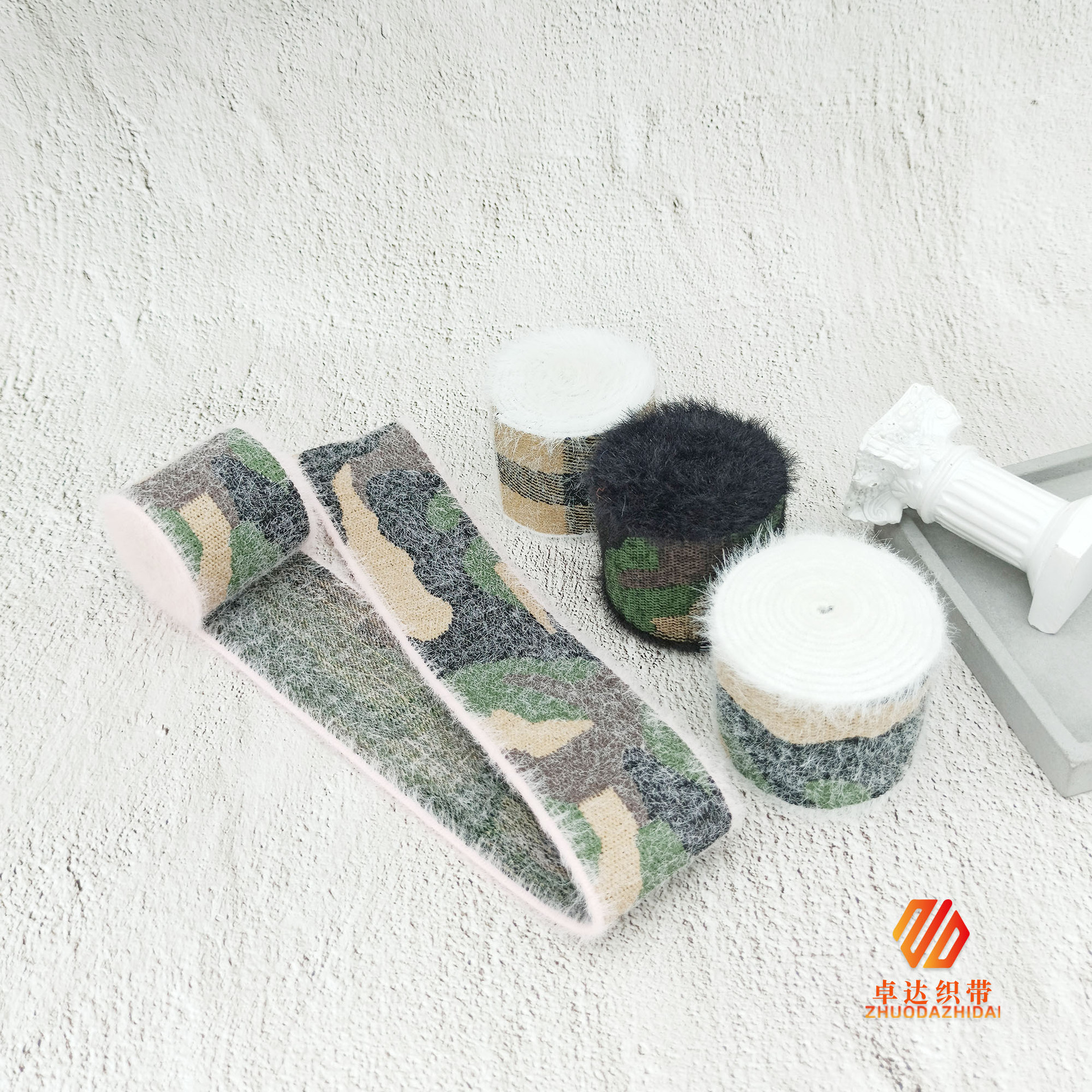 Manufacturers wholesale spot fluff camouflage jacquard elastic soft imitation mink hair clothing accessories culottes waist decoration Application Scenario
