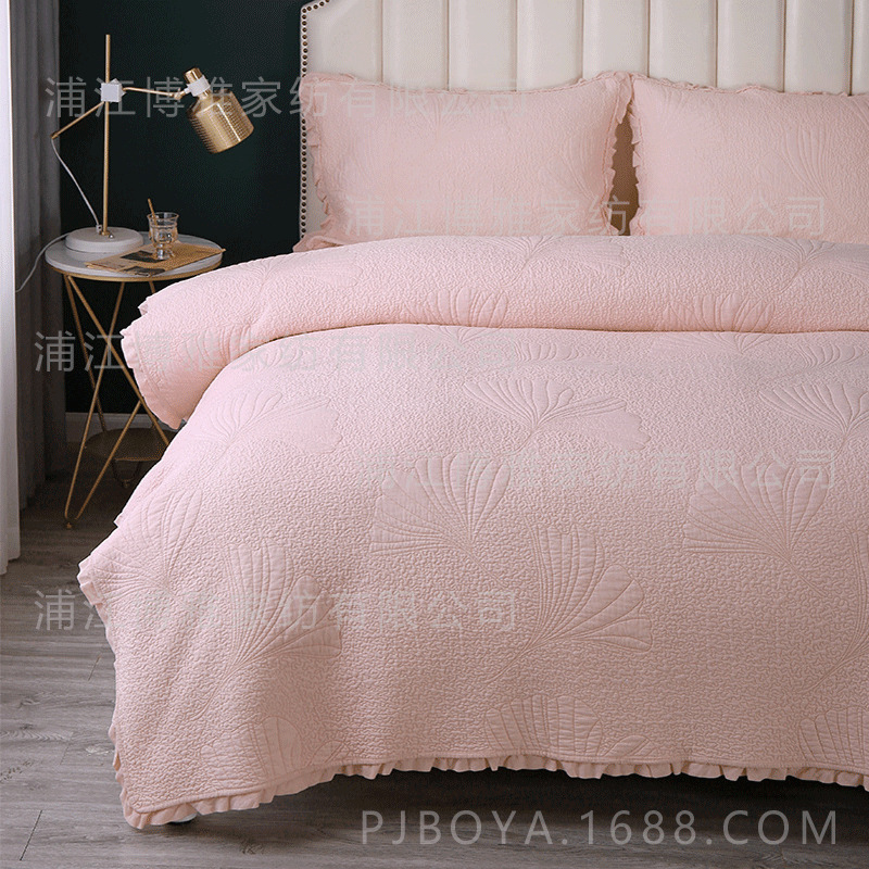 Wholesale of high-quality summer all-cotton plain embroidered three-piece set, pure cotton ginkgo leaf all-season quilted quilt Application Scenario