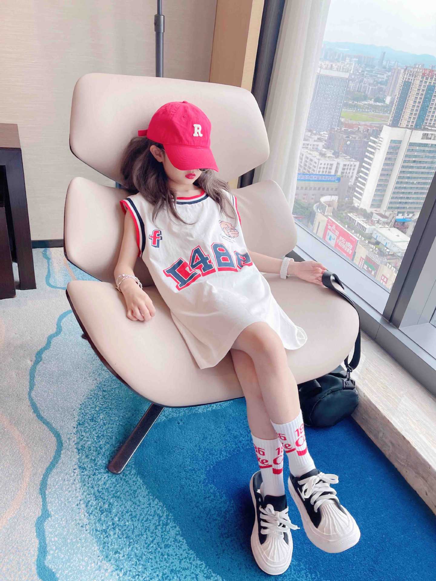 2022 New style of summer dress for girls, Korean-style, stylish sleeveless dress, mid-length T-shirt dress Specification image