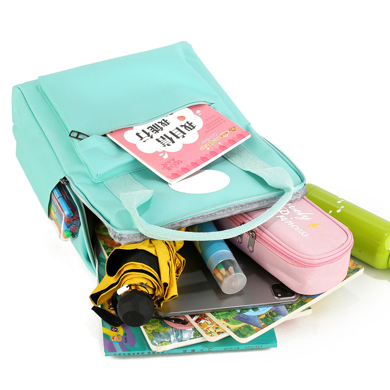 小学书包实物图