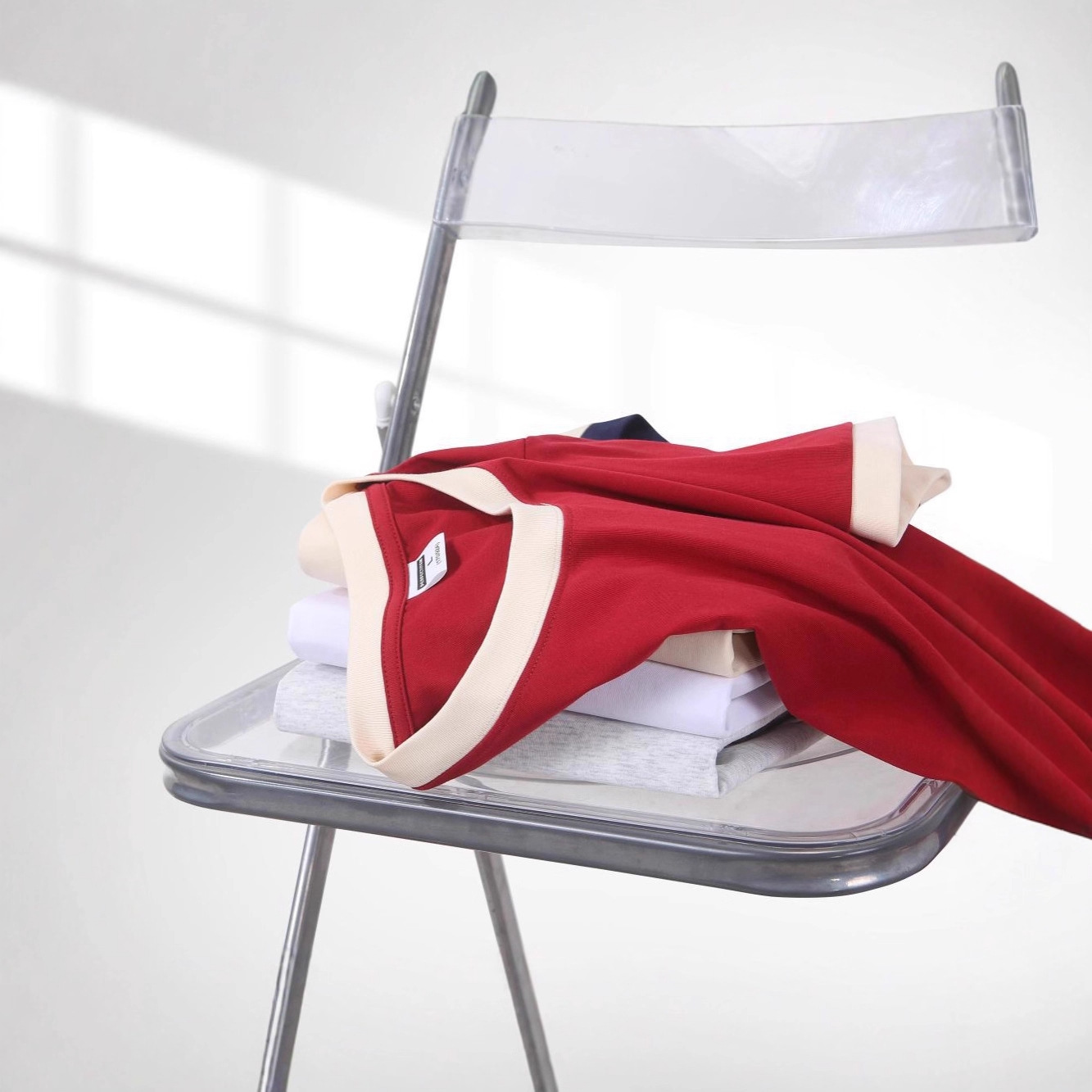 Women's round-neck short-sleeved T-shirt 2025 Spring/Summer new style contrasting color loose shoulder small neckline half-sleeved shoulder design Specification image