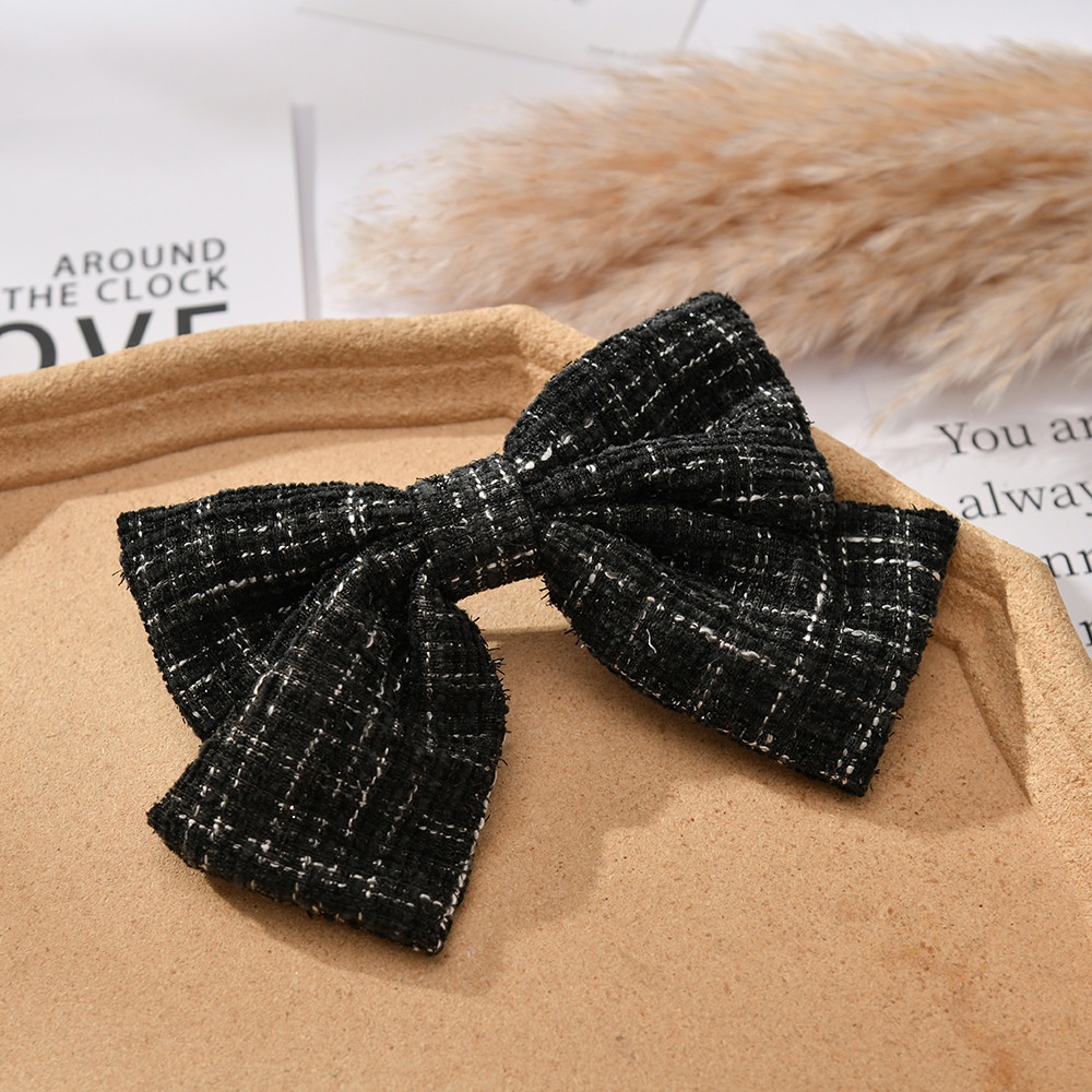 Chanel bow hair clips, retro Chanel girl's thousand bird check hair accessories, sweet check for autumn and winter, wholesale from the manufacturer Application Scenario