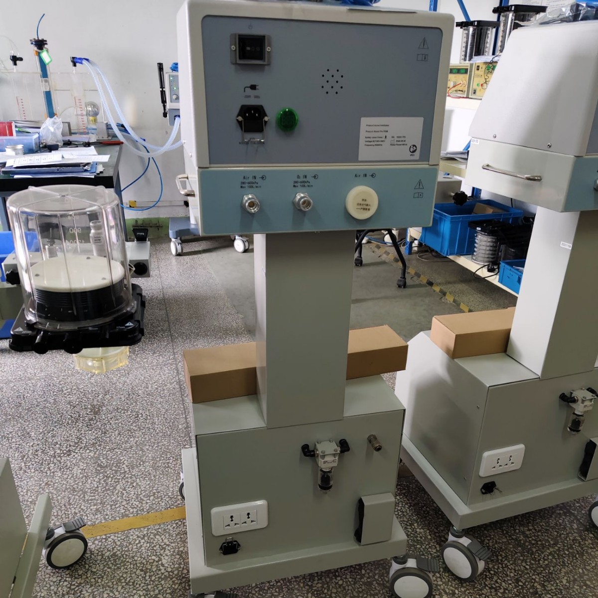 Cross-border exclusive supply PA-700B ventilator trolley with standard air compressor and display screen ventilator Specification image