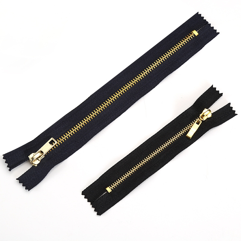 No. 5 Nylon White Cloth Silver Stitched White Thread With Fancy Head Point A Drill Application Scenario