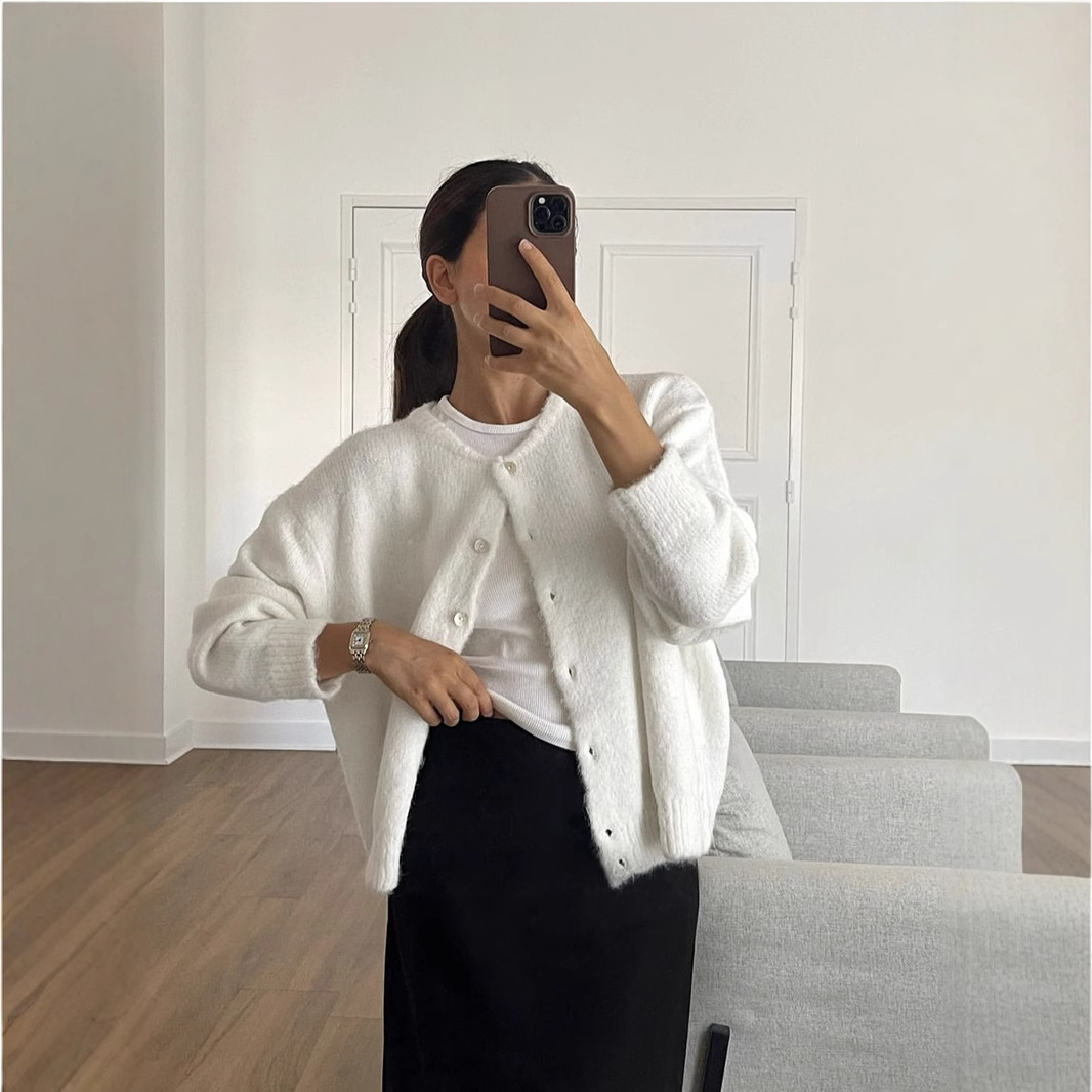 成人冬装裙装/毛衣/金绣贸易/针织短袖/服装细节图