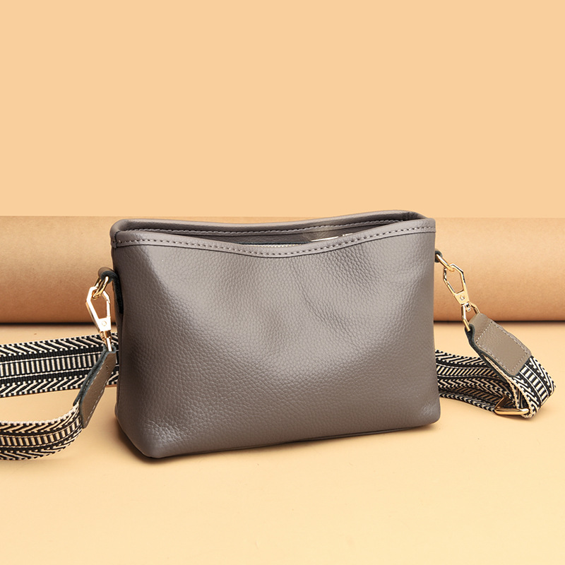 Leather Women's Bag Wide Shoulder Strap Crossbody Small Square Bun Top Layer Cowhide Shoulder Bag Soft Leather Women's Bag Fashion Small Bag details Picture