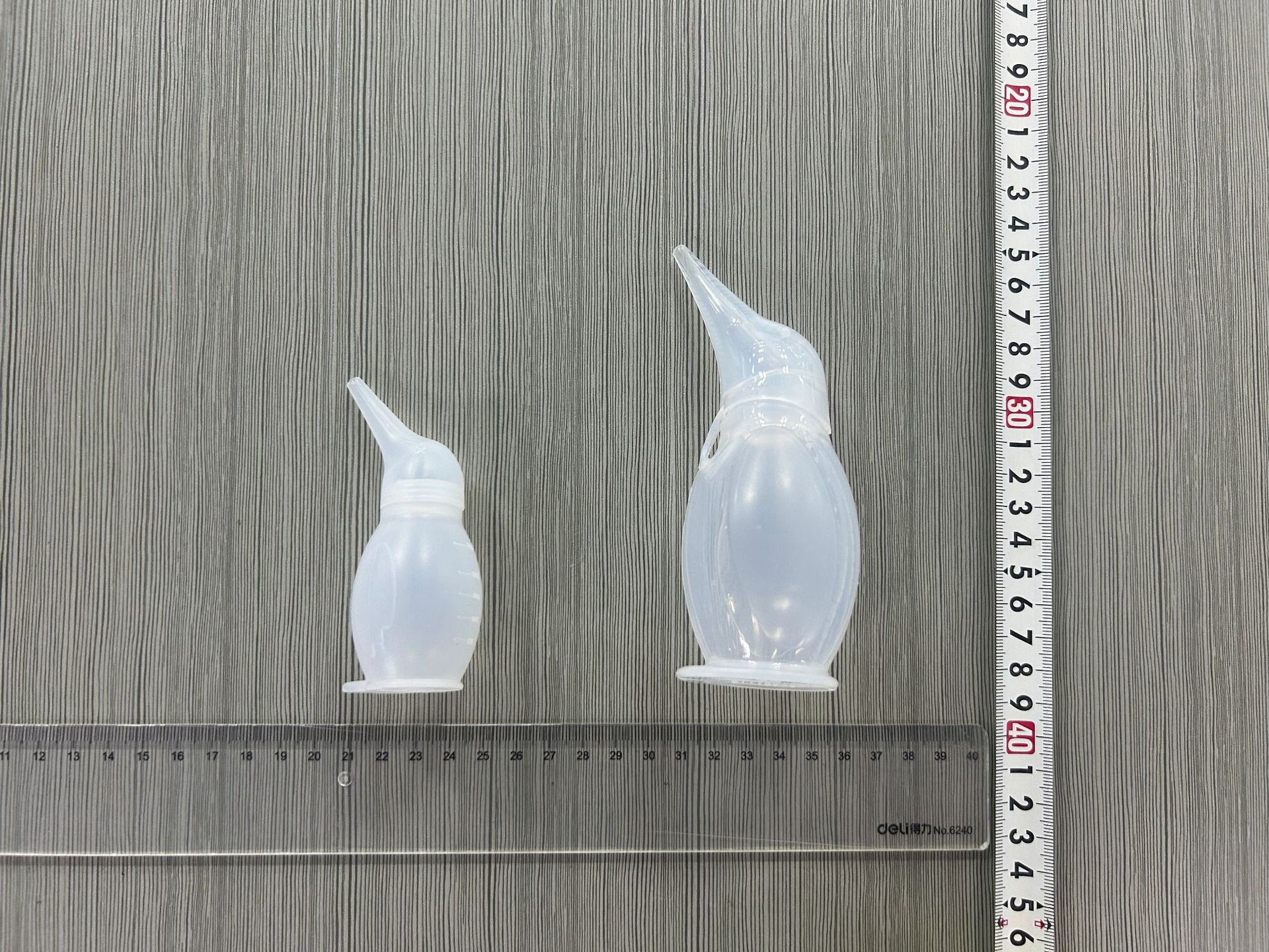 Silicone penguin nasal aspirator, aspirator, baby sputum aspirator, nasal discharge and snot, foreign soft-headed newborn amniotic fluid aspirator pic 3