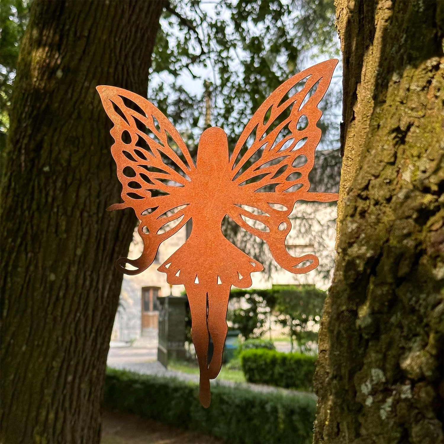 跨境爆款生锈的花仙子松鼠铁艺装饰庭院花园挂件镂空树梢插件摆件