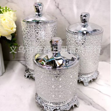 European-style crystal plastic round decorative jar, storage jar, diamond style, embossed silver ring, heart flower style, base, round sealed jar full figure