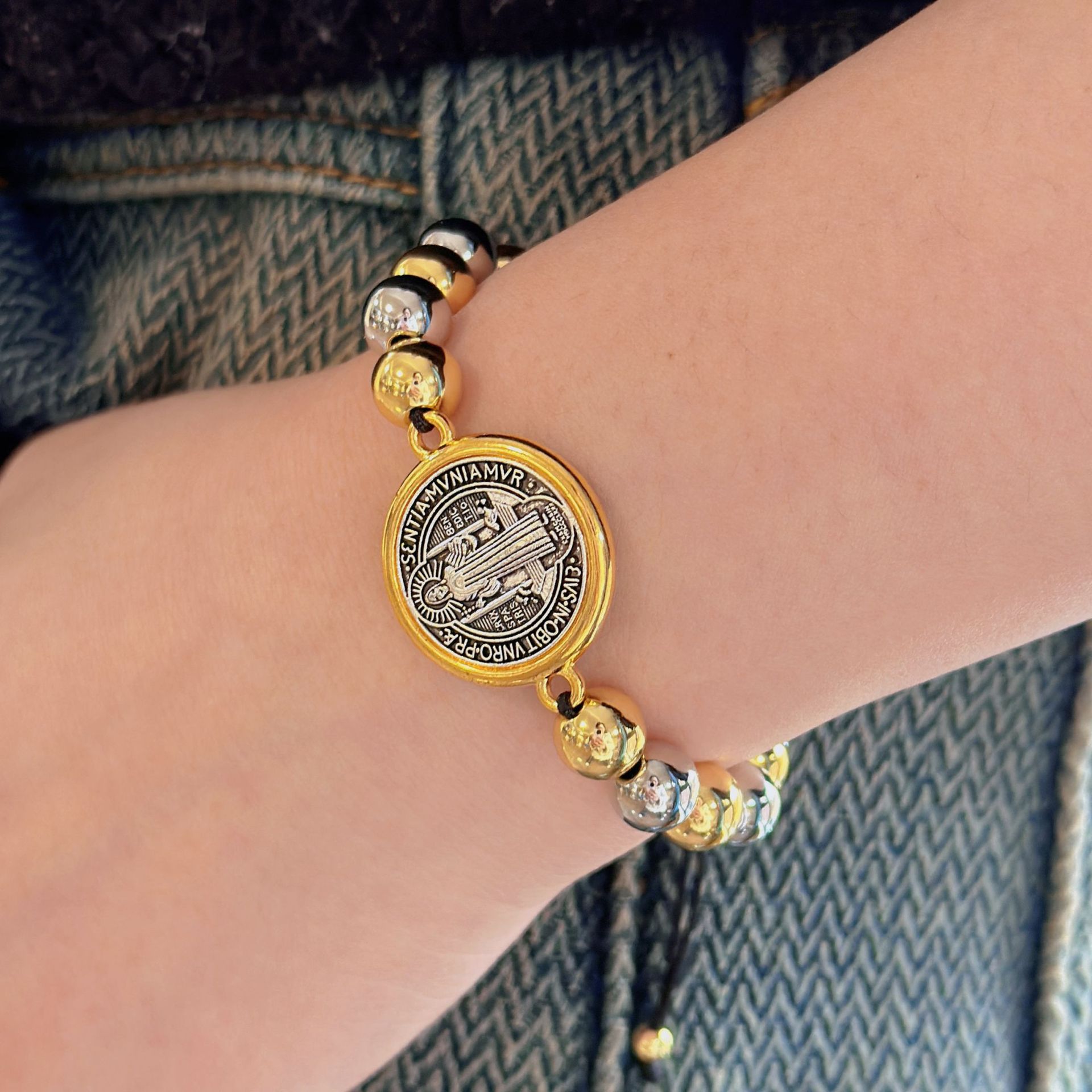 Europe And The United States Foreign Trade Cross-Border Hot Sales Of New Saint Benedict Bracelet Couple String Beaded Woven Bracelet Manufacturers Wholesale details Picture
