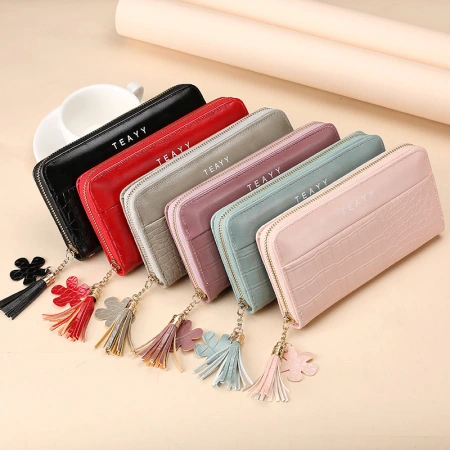 Long and large-capacity wallets for women in 2022, women's mobile phone hand-held bags, women's wallets wholesale Long and large-capacity wallets for women in 2022, women's mobile phone hand-held bags, women's wallets wholesale