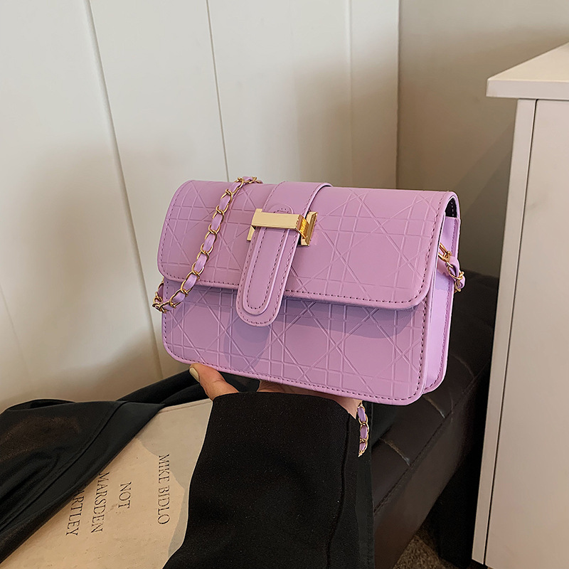 Cross-border foreign trade stylish and high-quality chain small square bag, a new retro, unique and niche design single-shoulder crossbody bag for autumn Specification image