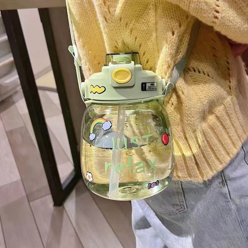 High-appearure-level internet-famous large-belted cup, summer large-capacity double-spout plastic space cup, outdoor portable water cup Specification drawing