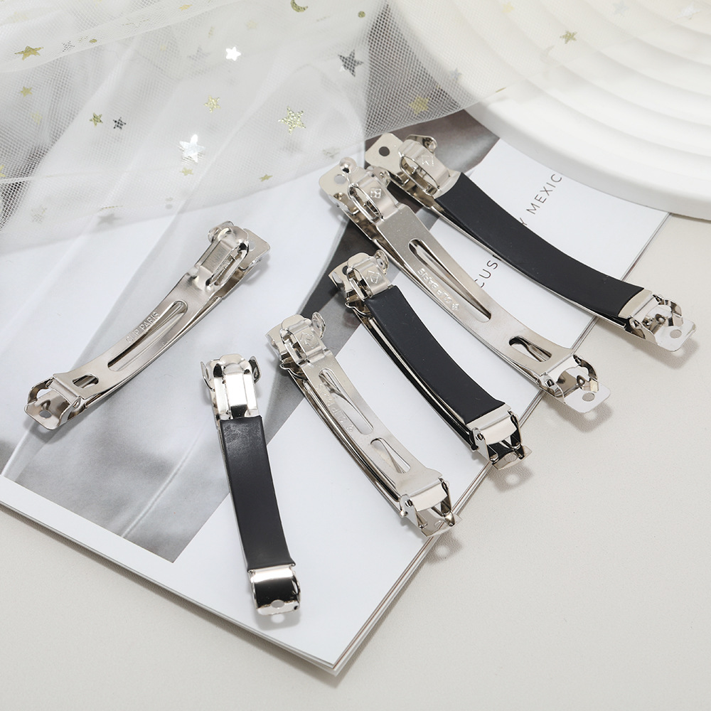 Manufacturers Directly Supply The Korean Version Of Metal Spring Jacket Automatic Clip Diy Bow Hand Hairpin Accessories Wholesale full figure