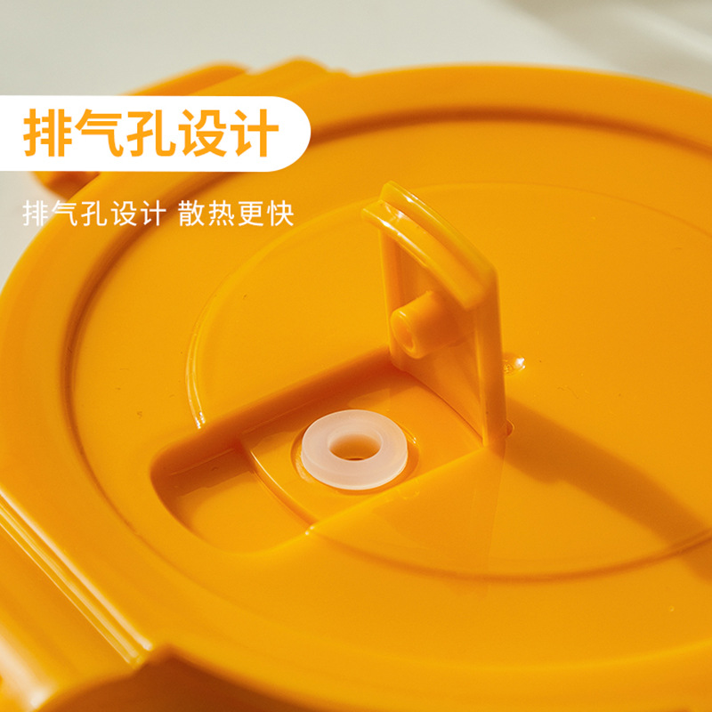 The glass lunch box is a specially designed sealed and fresh-keeping soup bowl for office workers to heat in the microwave Application Scenario