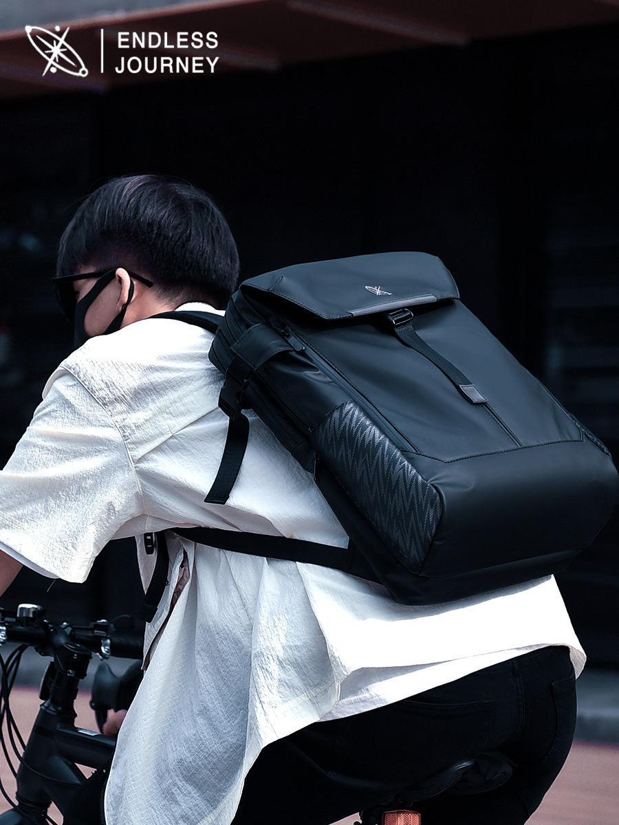 New cross-border travel backpack for men, large-capacity computer bag, multi-functional cycling backpack, waterproof