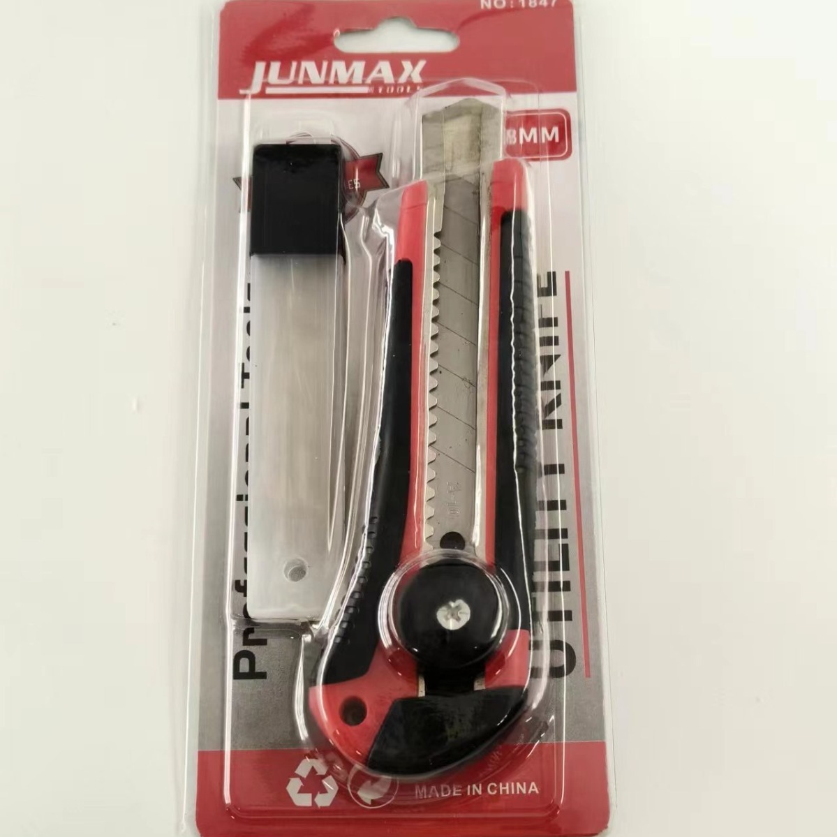 Large utility knife, paper cutter, wallpaper cutter with blade, sharp blade, quality guaranteed, affordable Item Picture