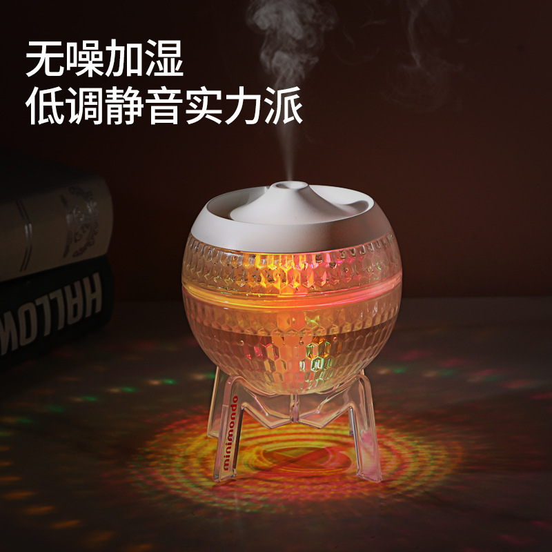 新款桌面水晶球加湿器七彩氛围灯跑马灯家用静音喷雾跨境爆款