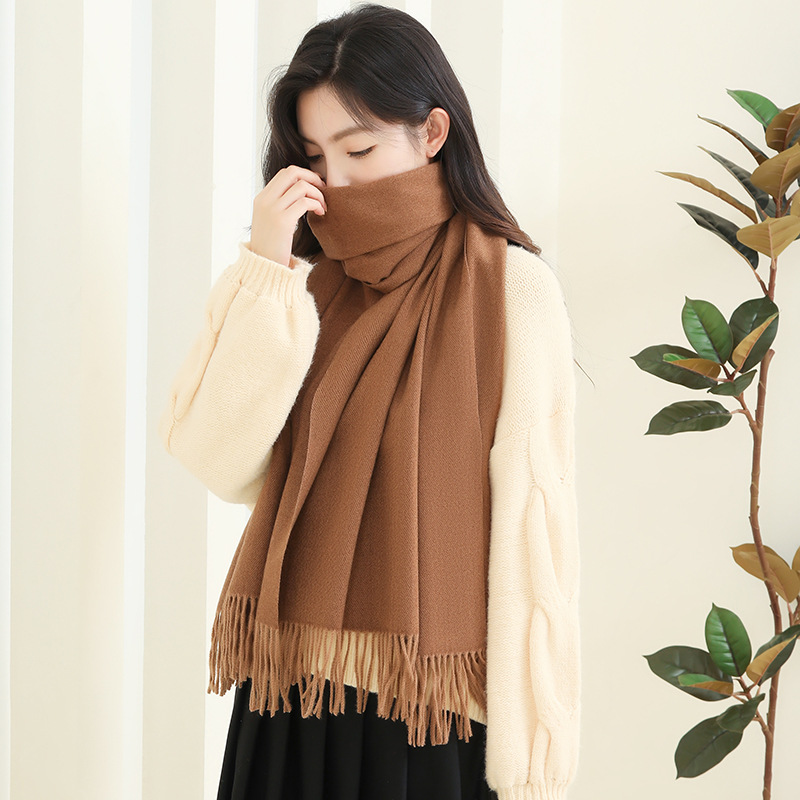 Wool Cashmere Scarf For Girls High-Grade Sense Of Solid Color Scarf With Thick Winter Explosion Imitation Cashmere Scarf Wholesale Application Scenario