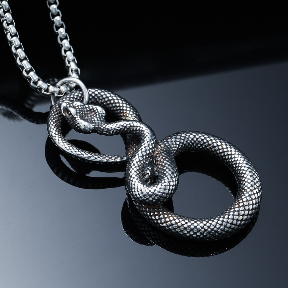 New Chinese trend zodiac snake pendant, fierce eyes, Snake King necklace, creative and lively snake neck pendant, stainless steel animal jewelry Specification image