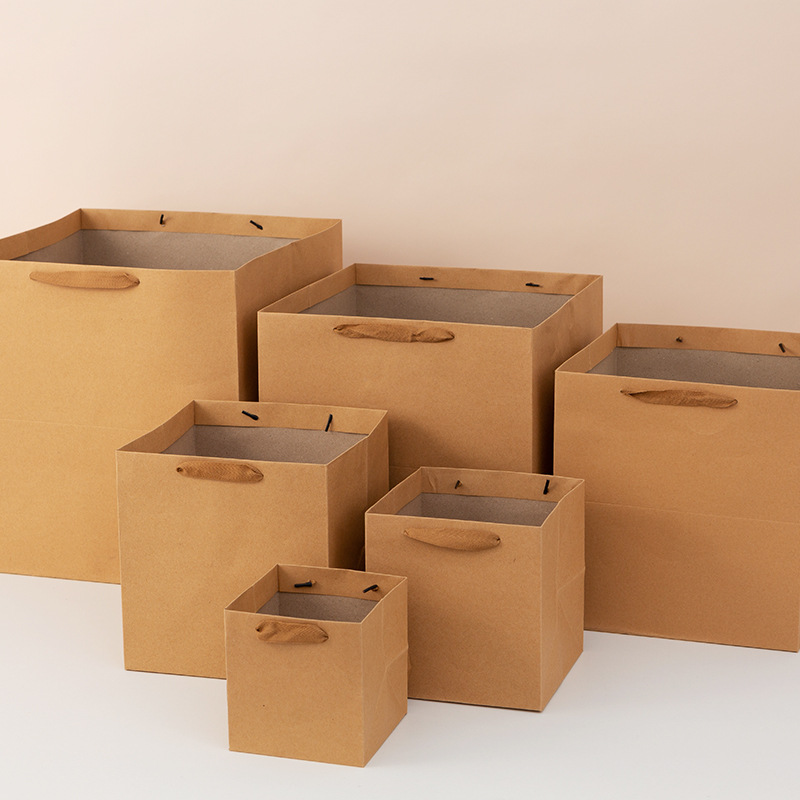 White card paper Qixi Festival souvenir gift bag, kraft paper square flower handbag, birthday cake box gift bag details Picture