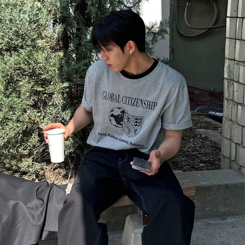 MYQ color-blocking design printed short-sleeved men's summer loose round-neck half-sleeved Korean-style casual commuting pure cotton T-shirt Application Scenario