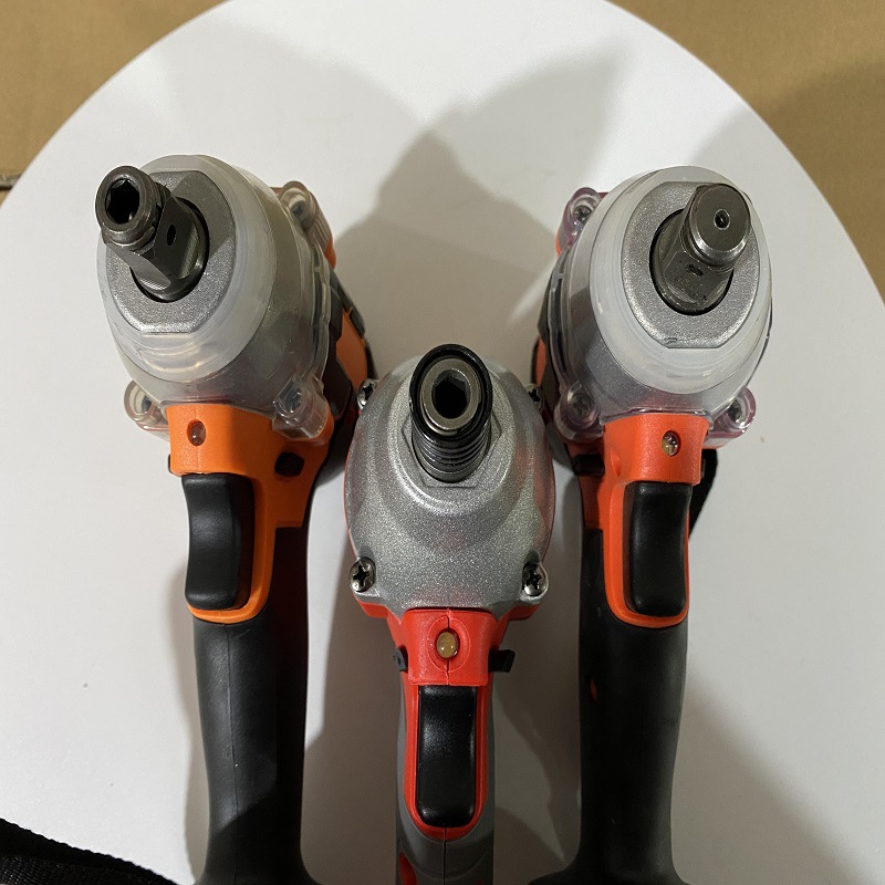 电动扳手充电白底实物图