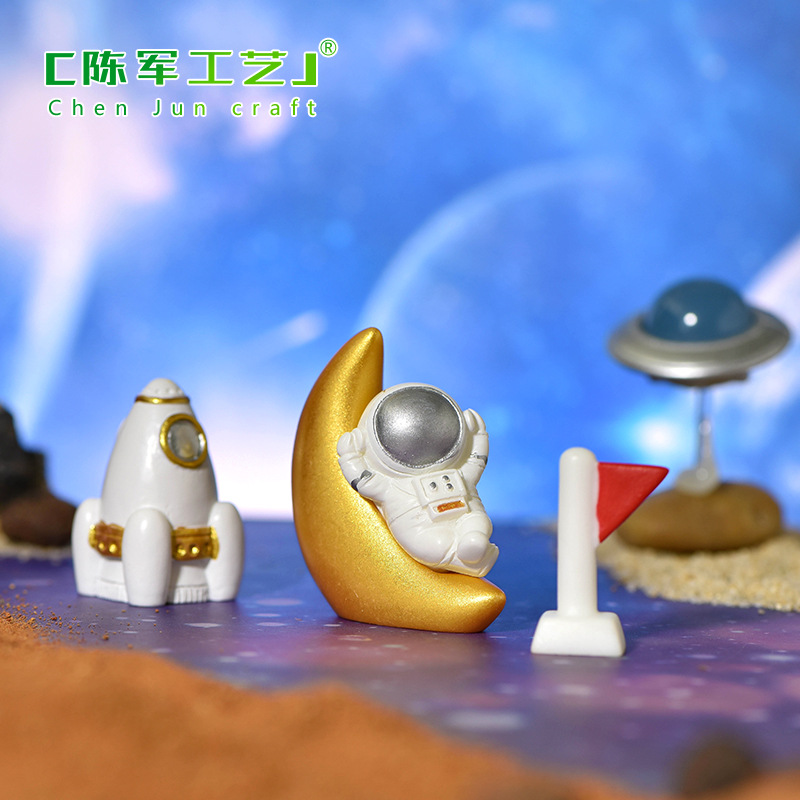 太空人宇航员创意家居装饰树脂小摆件蛋糕烘培装饰摆件水晶球配件