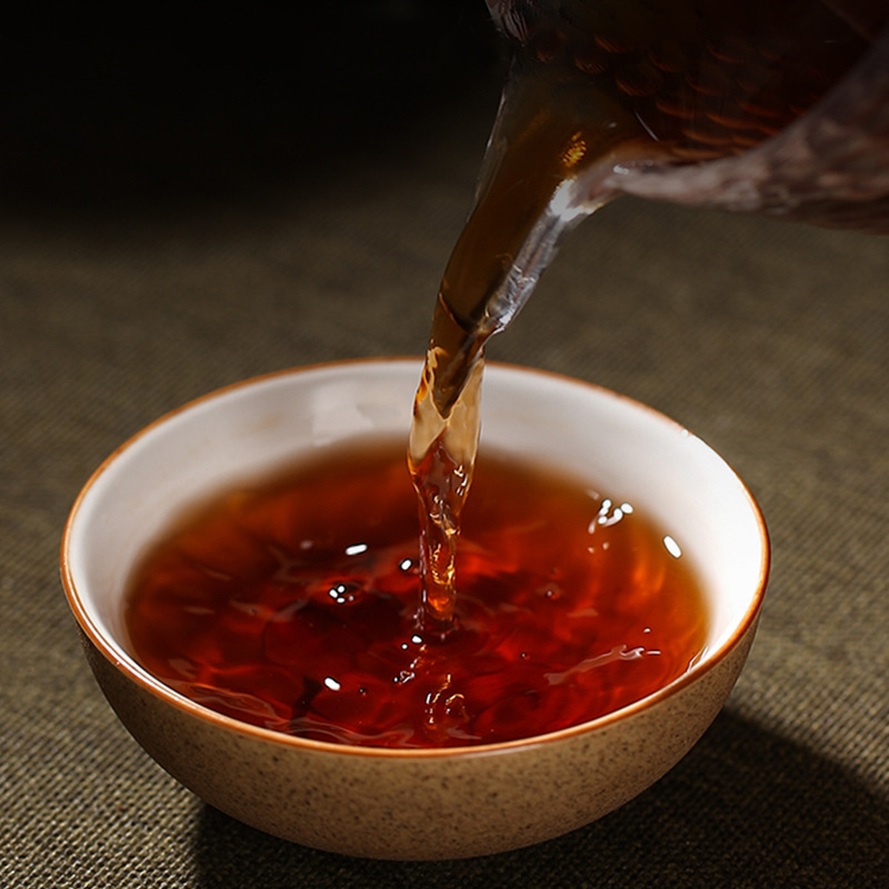 普洱茶饼普洱熟茶厂家批发直供金芽老茶头宫廷普洱 老班章陈年熟详情图3