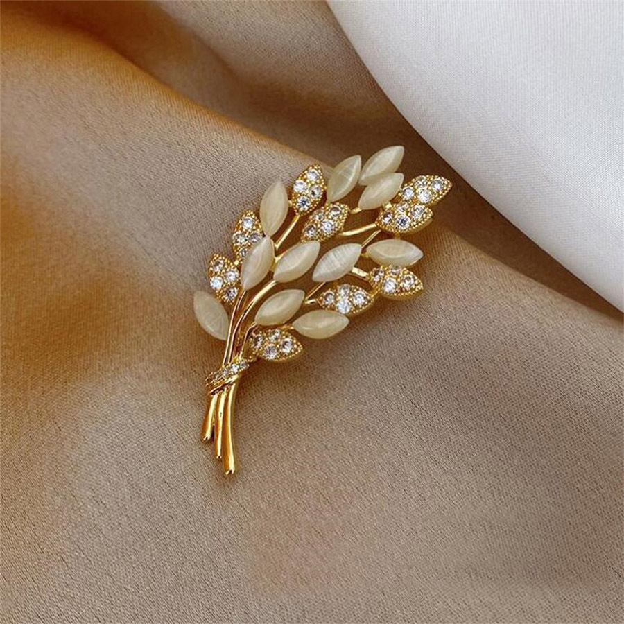 New European And American Cat's Eye Diamond-Studded Wheat Brooch Female Anti-Slip Buckle Pin Fixed Clothes With Accessories Female