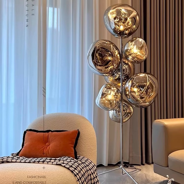 Designer volcanic lava light luxury floor lamp, a high-end living room, bedroom sofa, hotel and villa atmosphere standing lamp