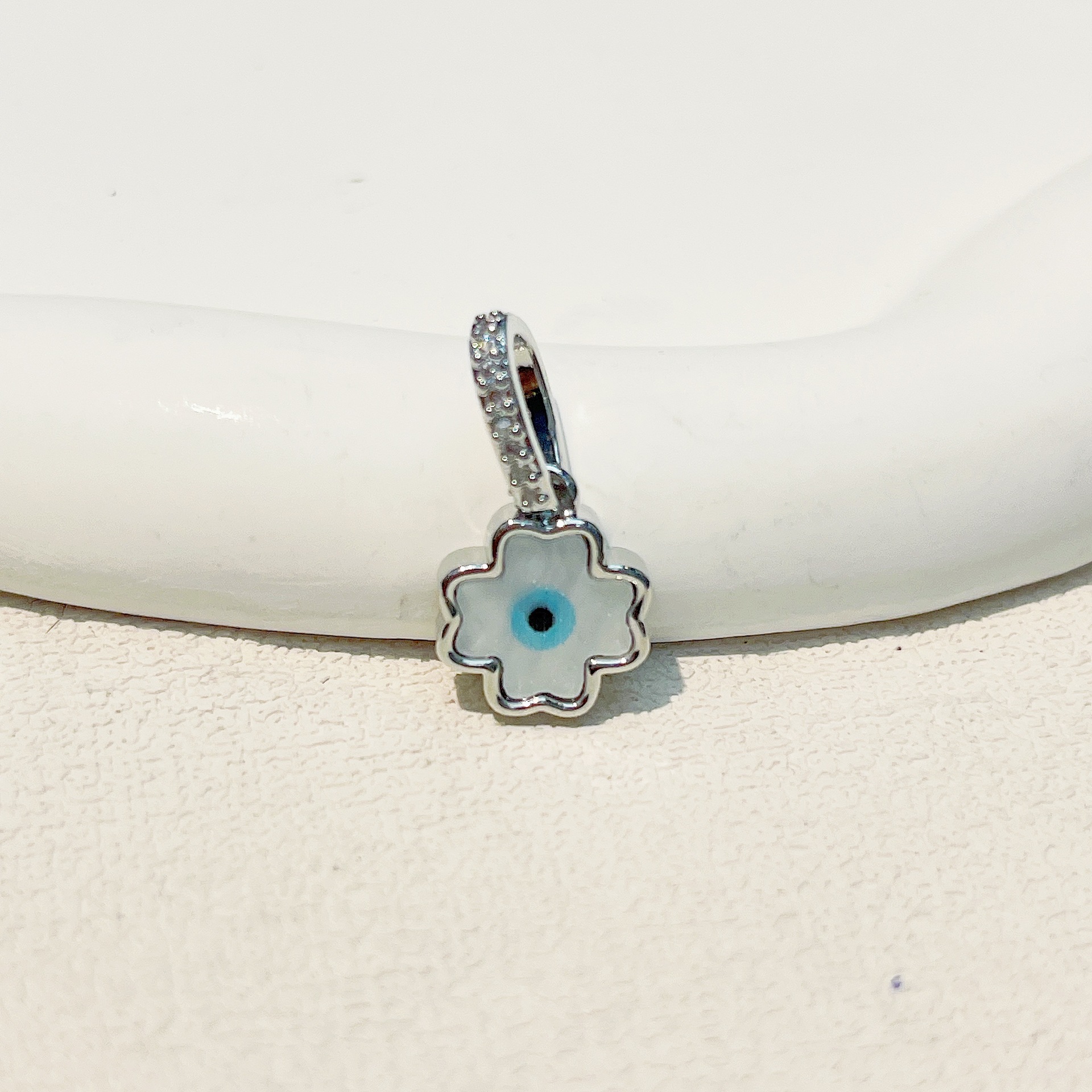 European and American copper-plated real gold, slightly inlaid zircon, Devil's Eye White, Diamond color series five-pointed star bracelet necklace DIY accessory details Picture