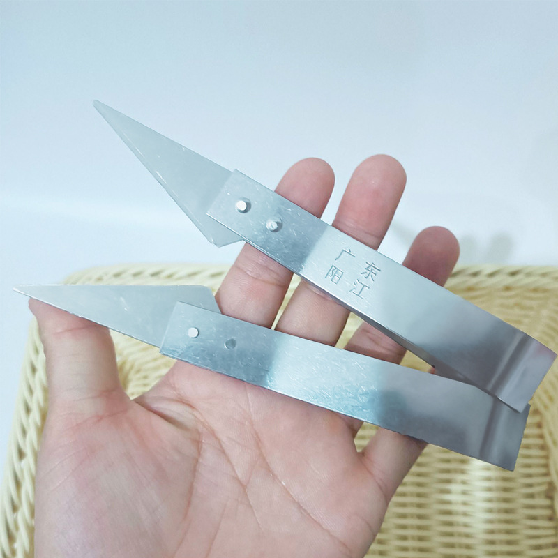 Pig hair clip Pig hair tweezers pig hair clip plucking tweezers Kitchen tools 1 yuan wholesale department store details Picture