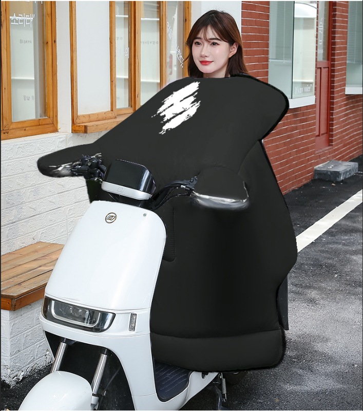 电瓶车挡风被产品图