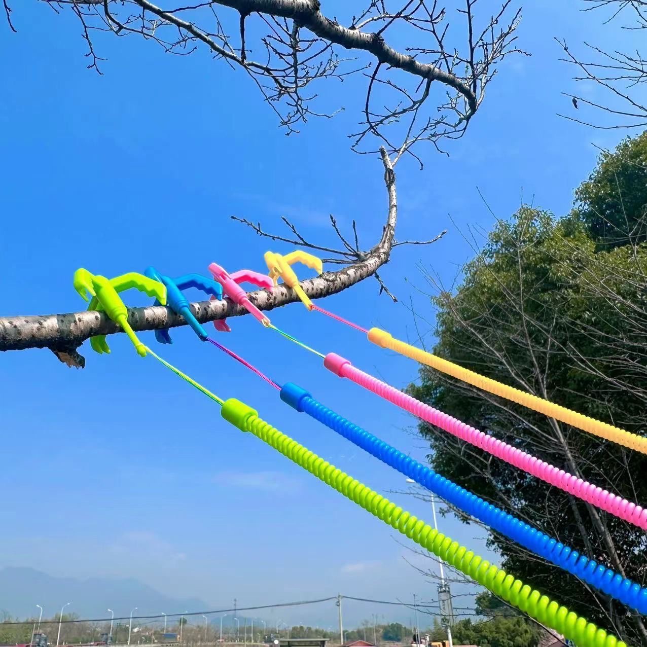 New spring grappling hook egg doll party prop, a popular toy for primary school students, flying hook claw, outdoor parent-child game Application Scenario