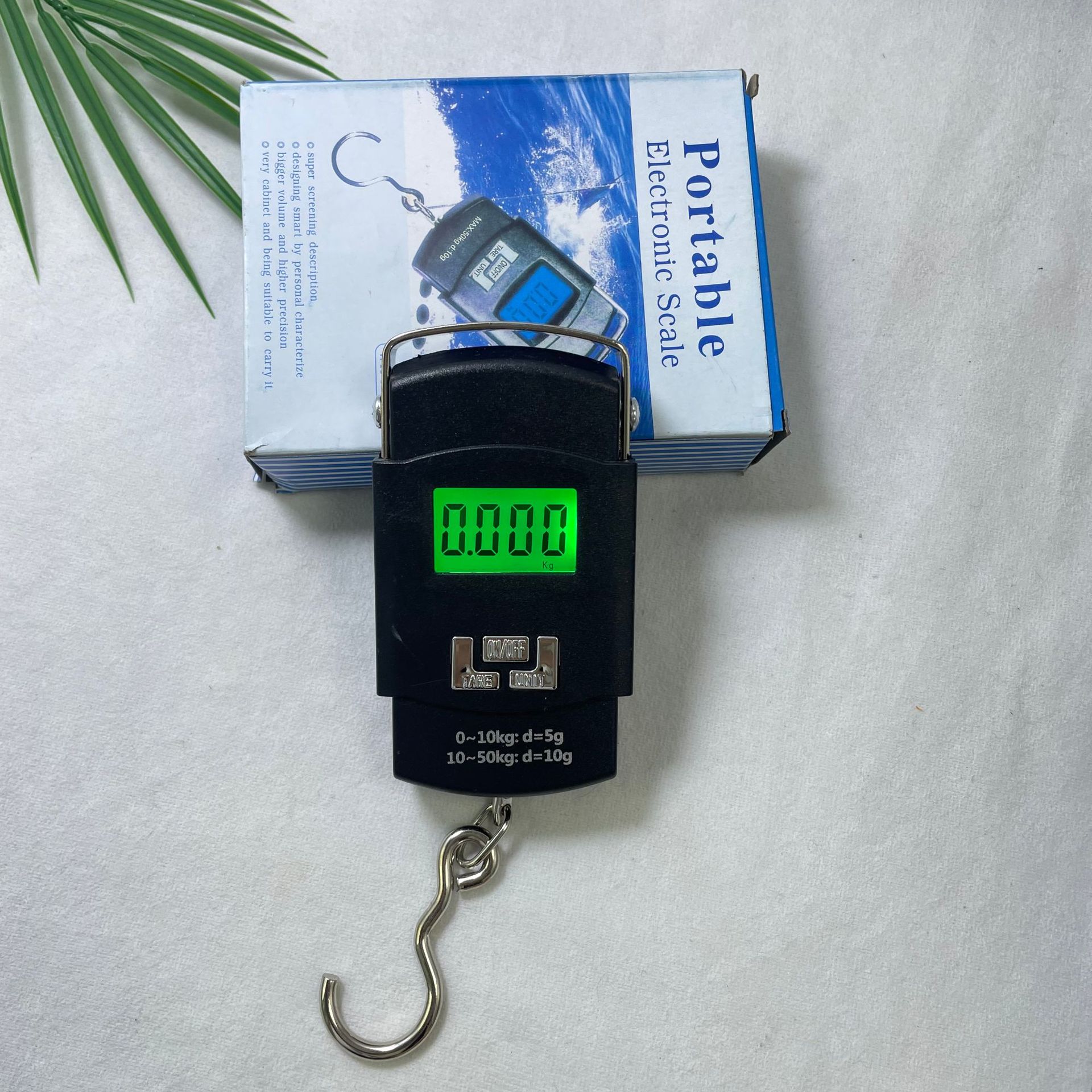 Cross-Border For A08 Portable Portable Spring Weighing Out Luggage Scale Home Package Scale 50Kg Electronic Scale Application Scenario