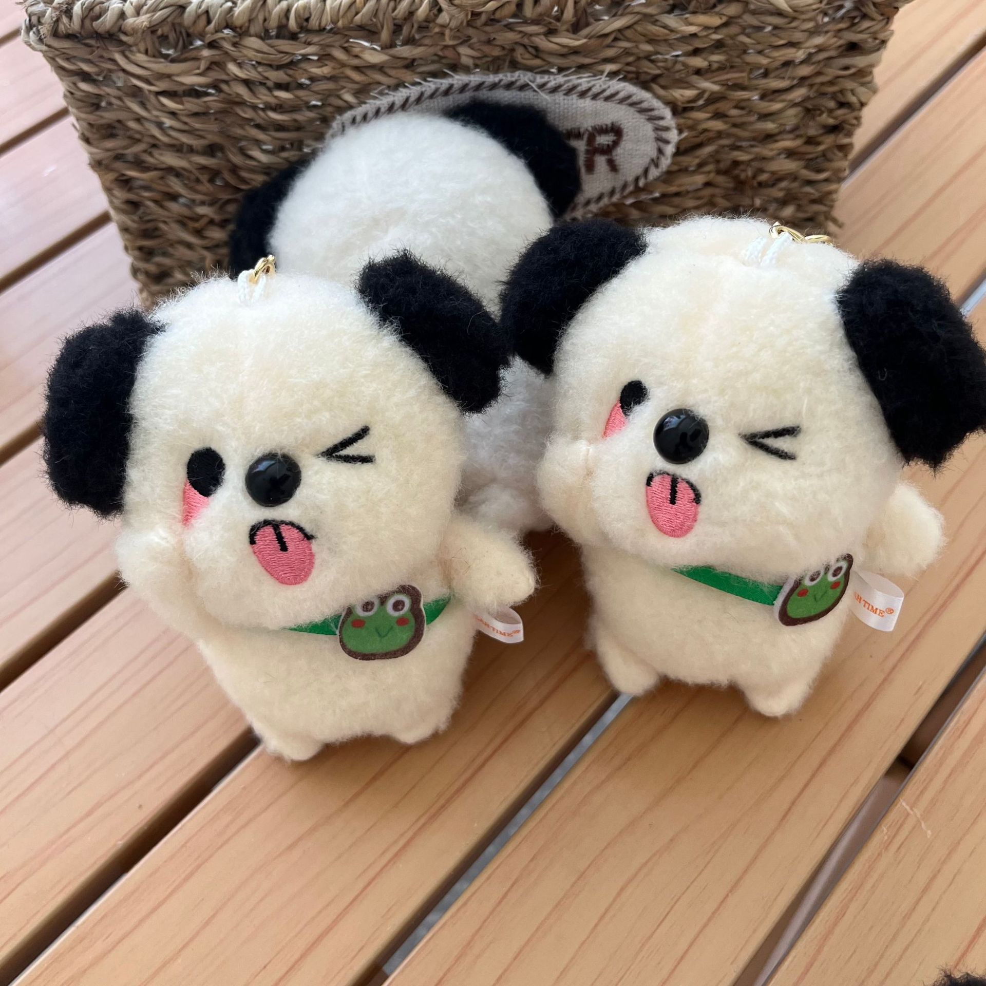 Original, genuine, personalized, cool and mischievous puppy plush pendant, creative girlish heart doll keychain details Picture