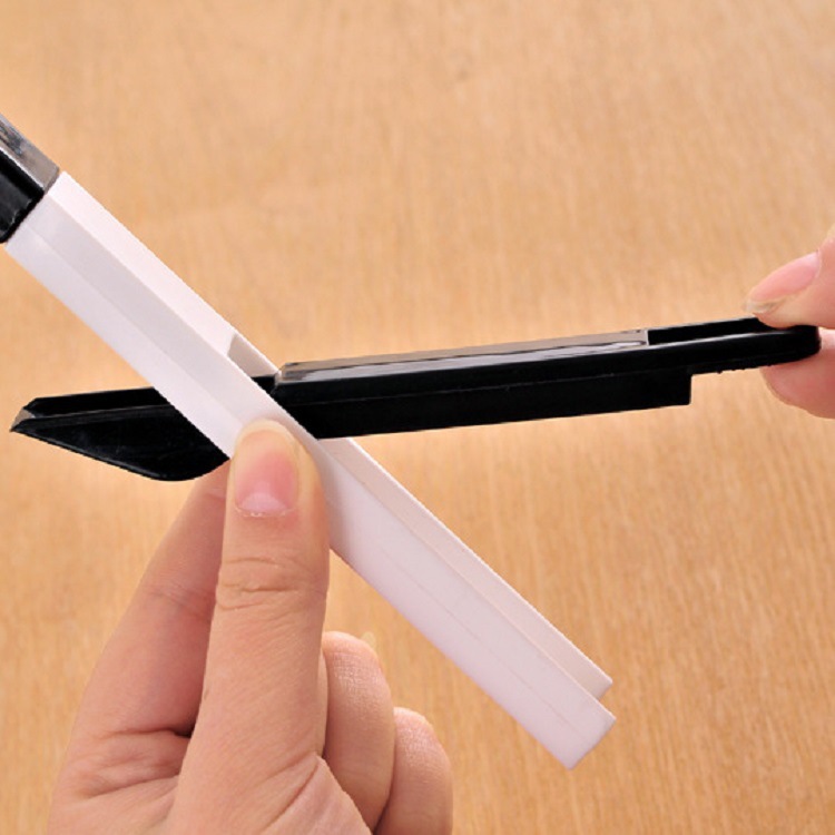 Window Groove Cleaning Brush Screen Cleaning Tool Window Groove Small Brush With Dustpan Cleaning Window And Window Gaps Brush Application Scenario