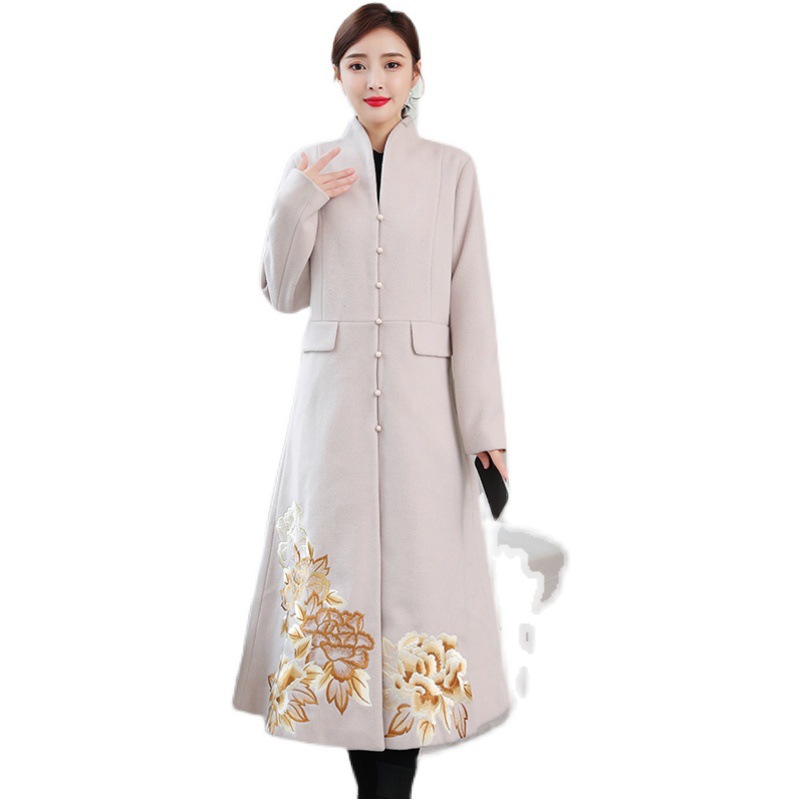 Chinese-style Tang suit coat, winter Chinese retro woolen overcoat, long, heavy industry embroidered ethnic style women's clothing Item Picture