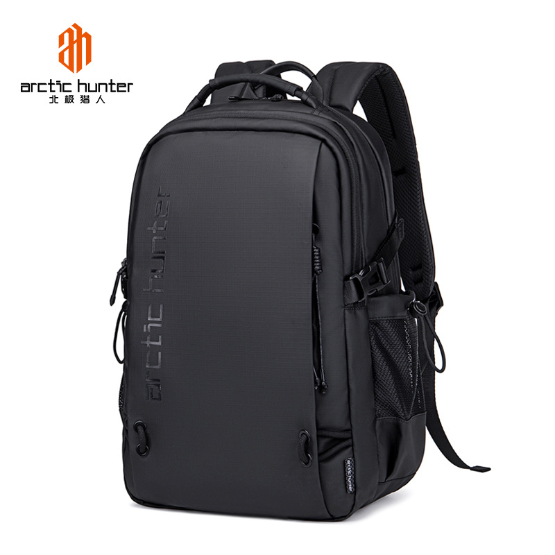 A new large-capacity backpack for men's sports and leisure, water-resistant, and daily commuting 15.6-inch laptop backpack