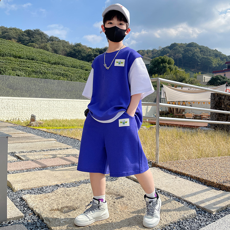 The 2022 new model of Zhongda Children's Summer Sports short-sleeved two-piece set is cool and trendy