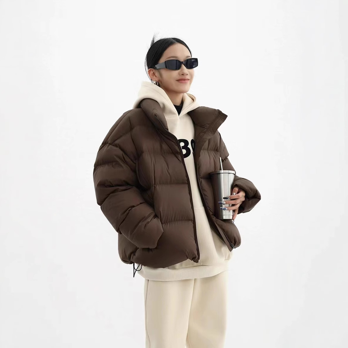 Jnby's same style ultra-light short down jacket for women with a stand-up collar of 90, white duck down ultra-light bread jacket 2025 new style