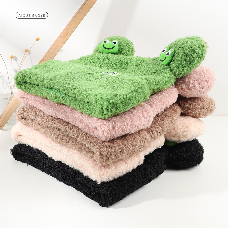 Japanese-Style Cute Frog And Lamb Fleece Headscarves, Versatile And Warm Ear-Protecting Hats For Autumn And Winter, Cartoon Casual Pullover Hats details Picture