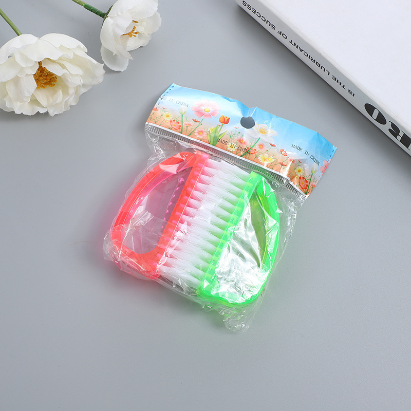 The manufacturer supplies two mini crystal brushes, shoe brushes and cleaning brushes for two-yuan store supplies Specification image